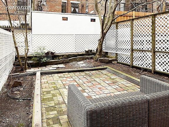 3rd image of 309 W 100th St #2