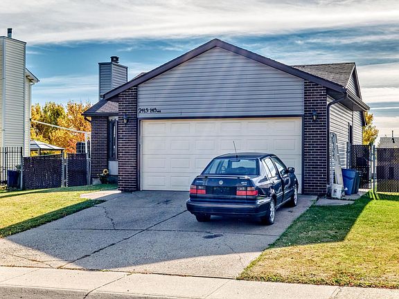 3rd image of 2415 145th Ave NW