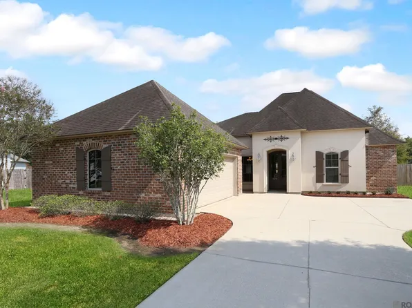16472 Orchard Way Dr, Prairieville, LA 70769
