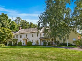 3010 Redding Rd, Fairfield, CT 06824