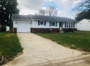 1314 4th St, Lacon, IL 61540