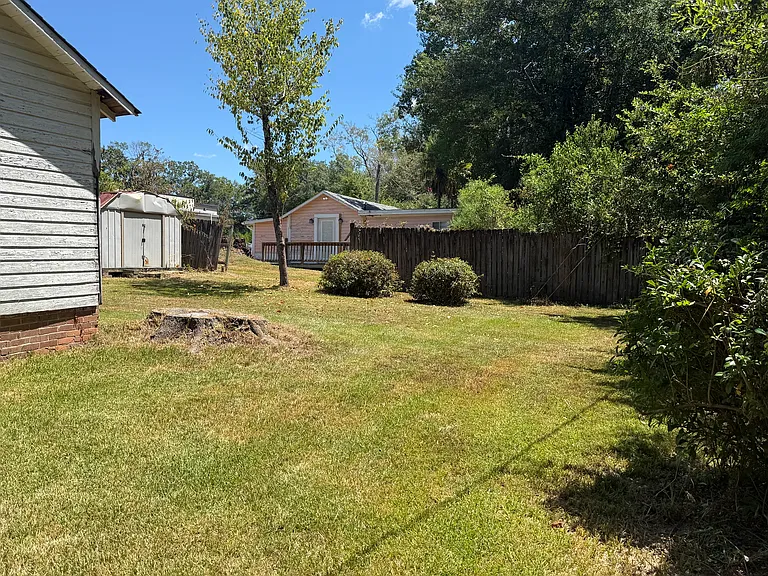 216 Stevens Dr — Photo 8