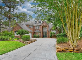 2 Woodmere Pl, Spring, TX 77381