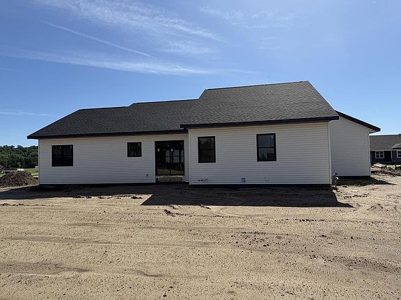 2nd image of 1140 American DRIVE