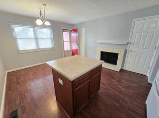 2831 Goose Creek Rd APT 1, Rolling Hills, KY 40242