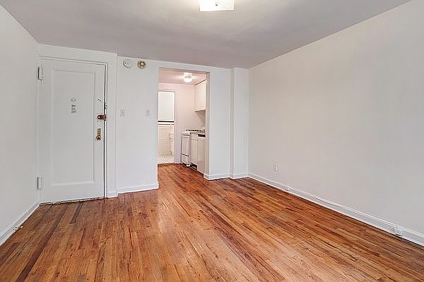 2nd image of 210 Sullivan St APT 3D