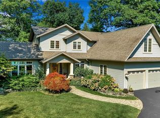 1647 Lake Rd, Youngstown, NY 14174