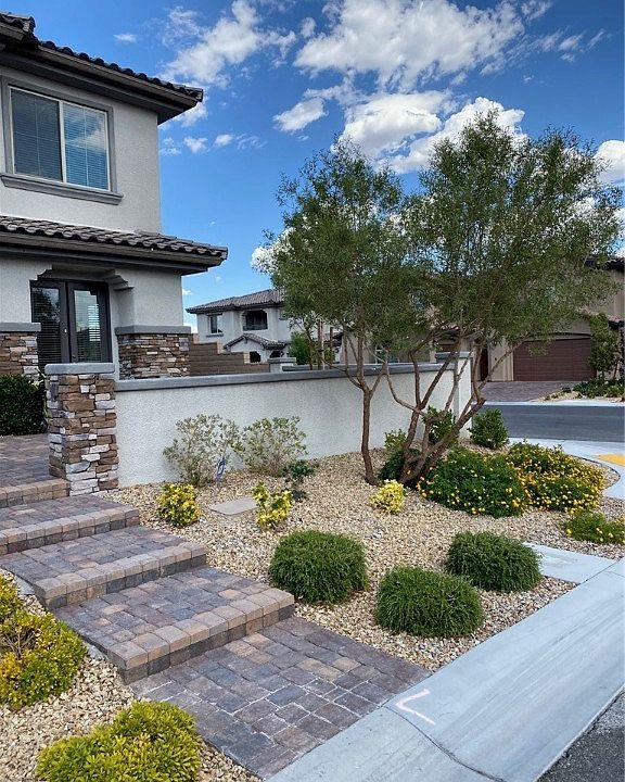 1st image of 320 Oakrun Ct
