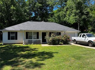 7235 Hummingbird Ln, Winston, GA 30187