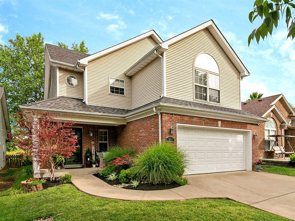 1st image of 205 White Oak Trce