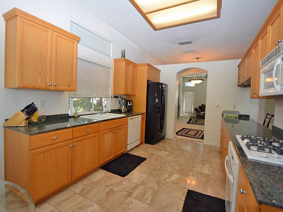 4th image of 8991 Beckington Dr
