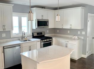 33 Marshall St #1, Winthrop, MA 02152