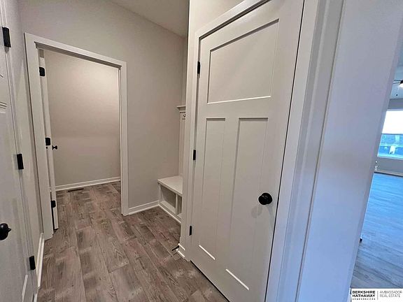 5th image of 2903 N 166th St