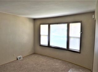 2158 S 89th St, Milwaukee, WI 53227