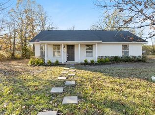 606 Joyce Ln, Lufkin, TX 75901