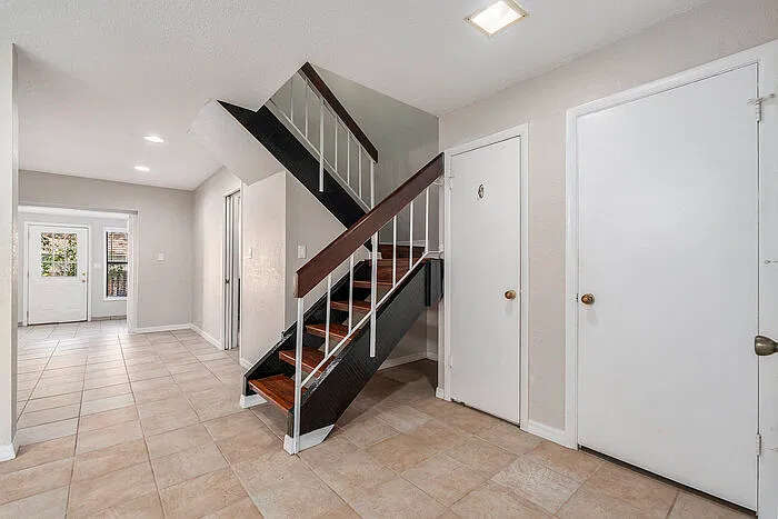 4 bed, 2.0 bath, 1510 sqft, $2,100 — Photo 4