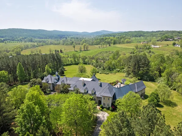 38793 Chelten Ln, Middleburg, VA 20117