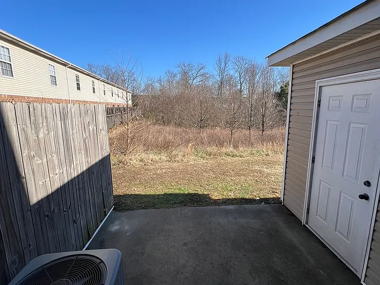 2279 McCormick Ln #B — Photo 13