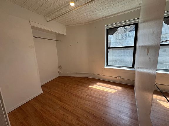 4th image of 27 W 27th St Ste 3