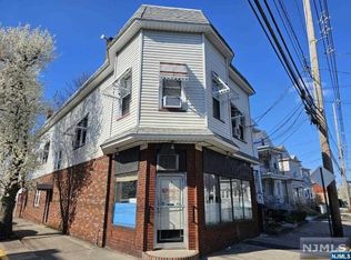 59 Locust Ave, Wallington, NJ 07057