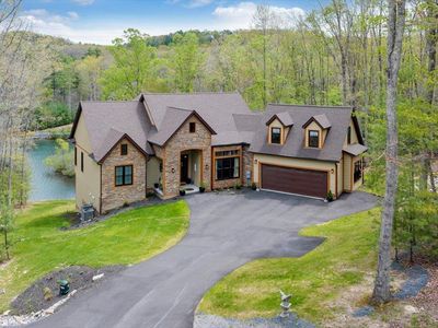 373 Hawks Chase Ln, Daniels, WV, 25832