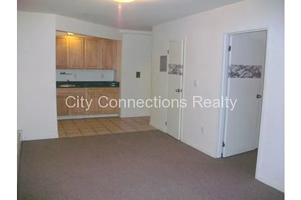 Rented by City Connections Realty | media 14