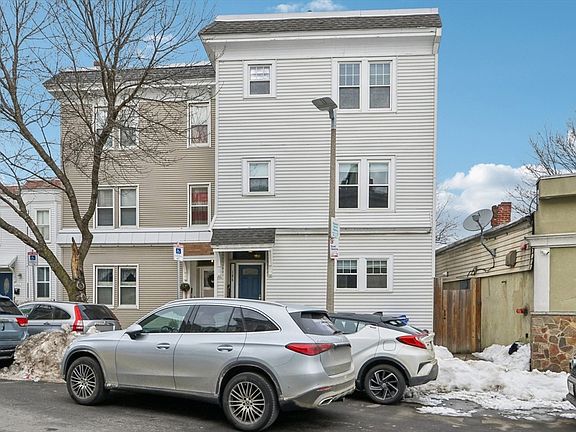 2nd image of 108 Emerson St APT 3