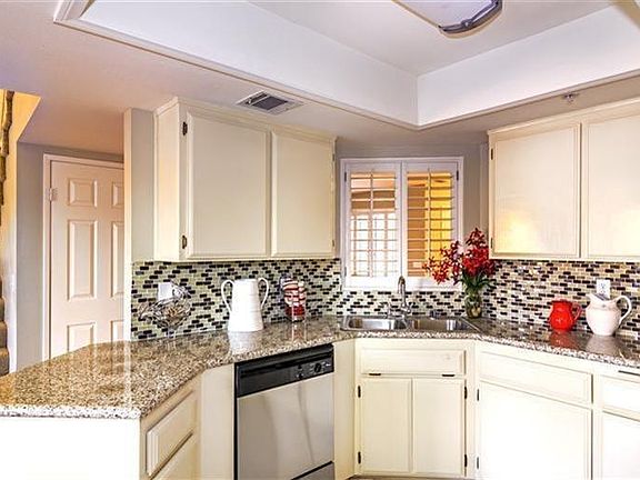 4th image of 11454 Nautical Ln #2