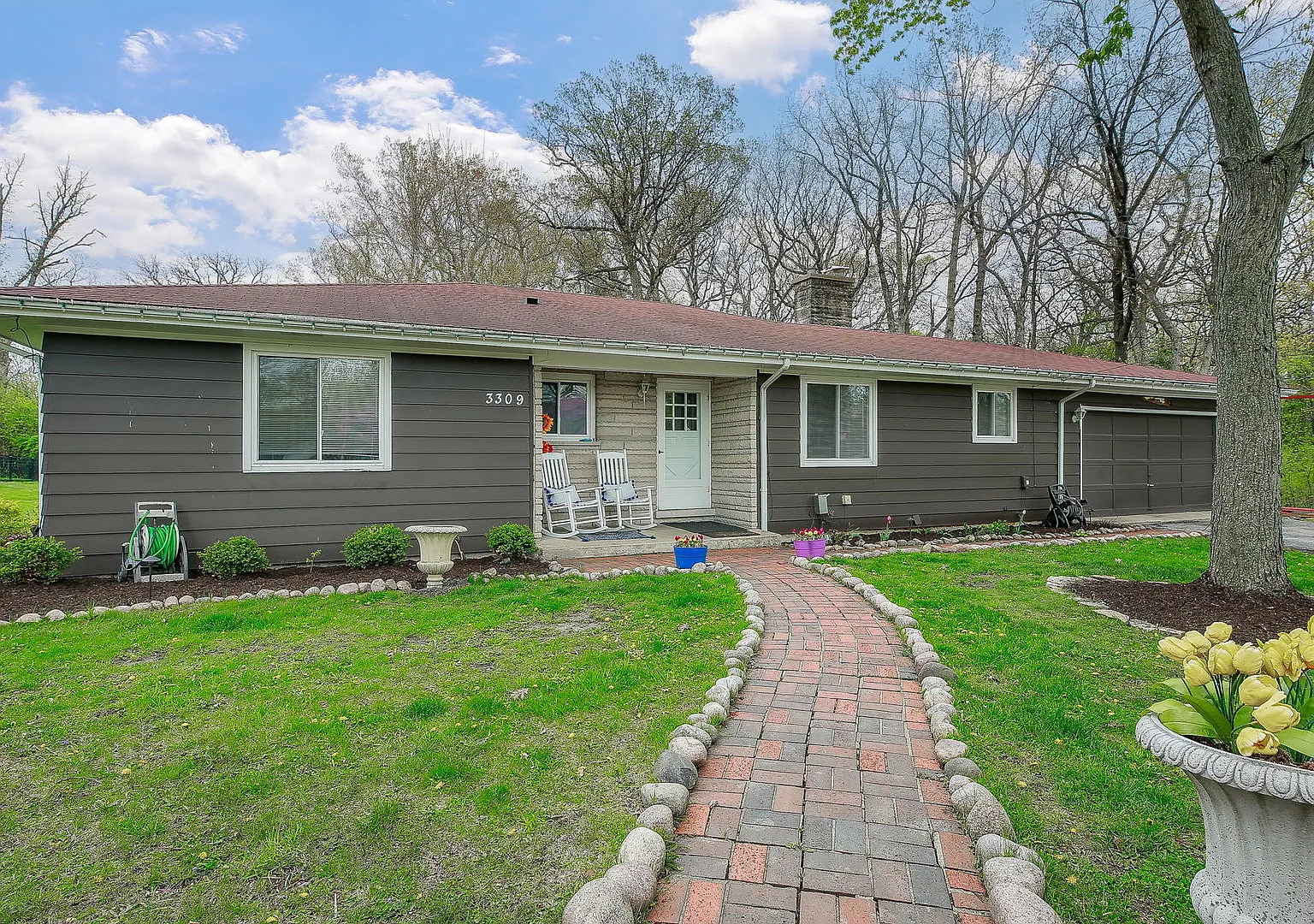 3 bed, 1516 sqft, $7,500 — Photo 2