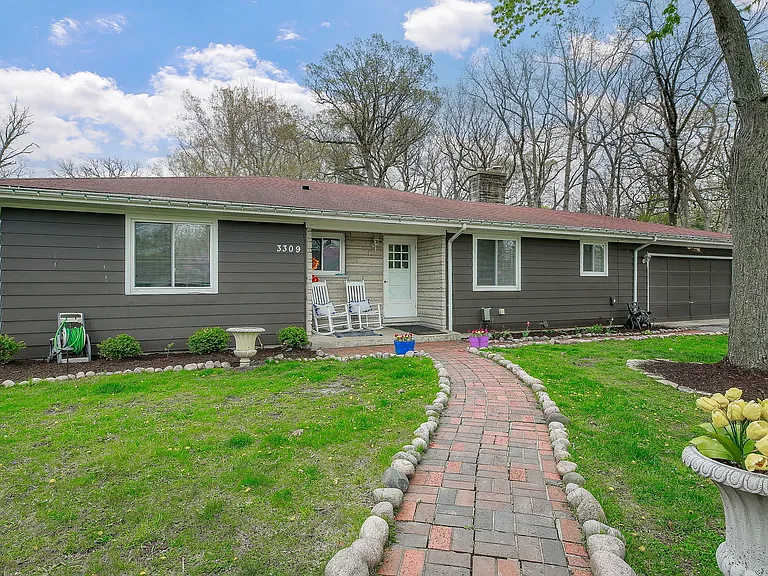 3309 York Rd — Photo 2