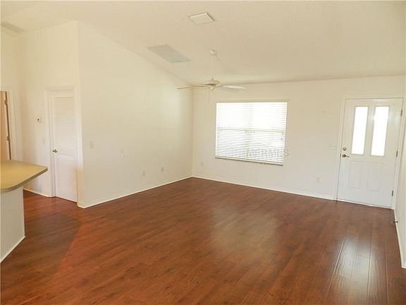 5th image of 17631 SE 93rd Hawthorne Ave