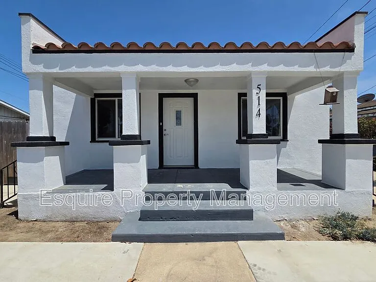 514 S Seaward Ave — Photo 1