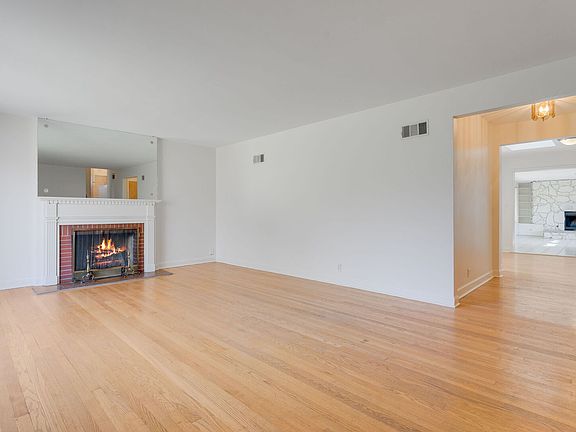 4th image of 4700 Central Ave