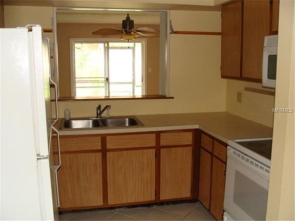 4th image of 10010 Brightfield Ct