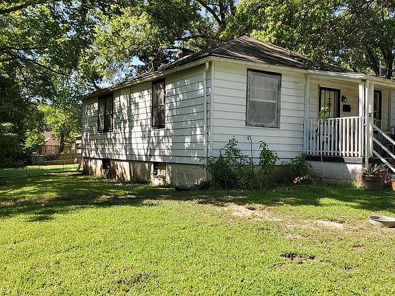 5th image of 3107 E 54th St