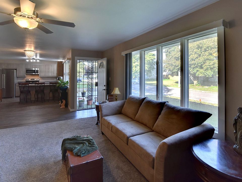 108 Ash St, Ringsted, IA 50578 Zillow