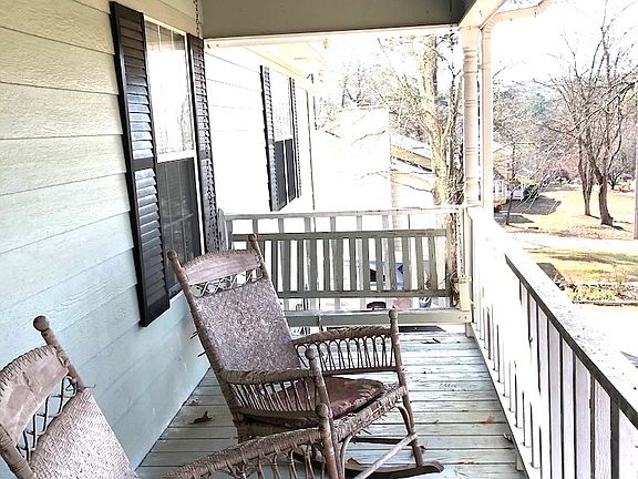5th image of 2662 Springside Ct