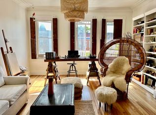 2637 N Charles St, Baltimore, MD 21218