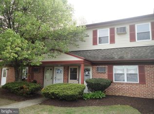41 Oxford Vlg, Egg Harbor Township, NJ 08234