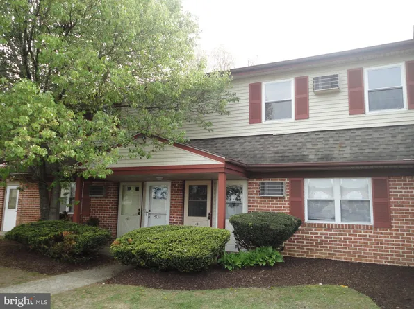 41 Oxford Vlg, Egg Harbor Township, NJ 08234