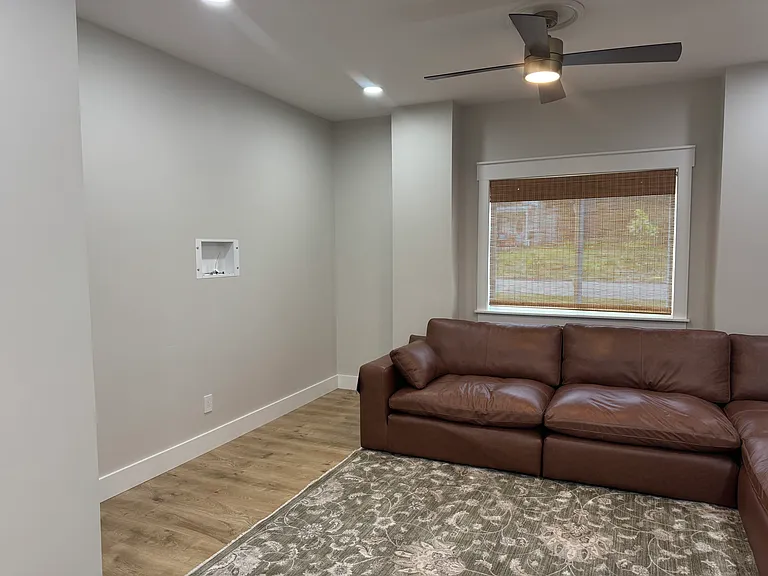Pleasant Ave — Photo 9