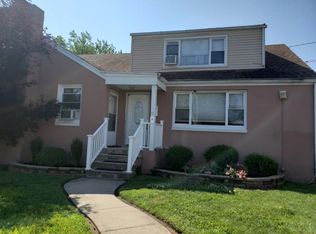 69 New St #A, Woodbridge, NJ 07095