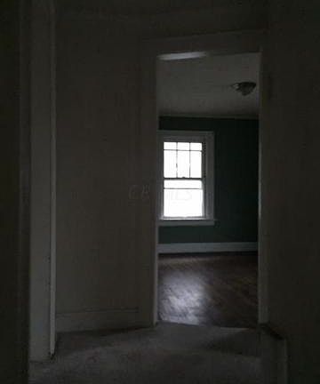 3rd image of 620 S Warren Ave