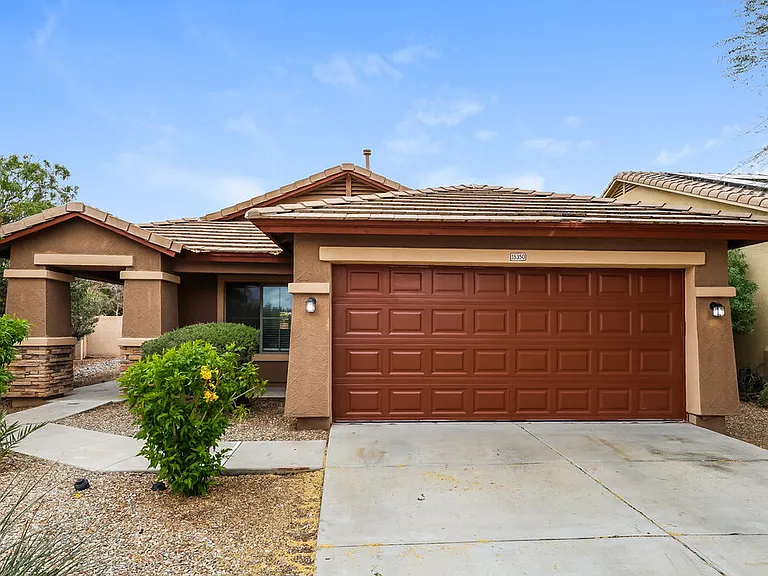 15350 W Lundberg St — Photo 1