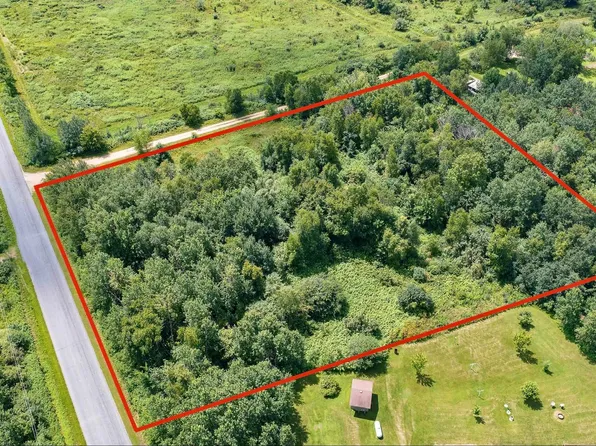 650 290th St, Ave, WI 54027