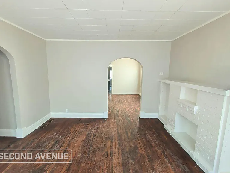 8725 S Bishop St — Photo 5