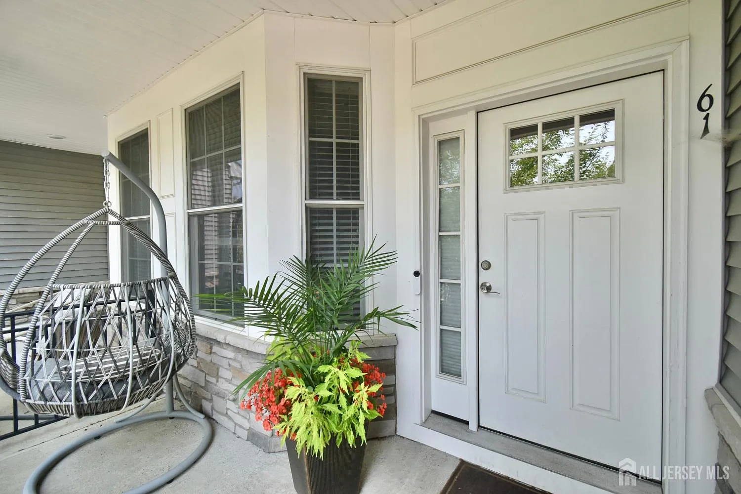 3 bed, 2.5 bath, 2112 sqft, $4,500 — Photo 3