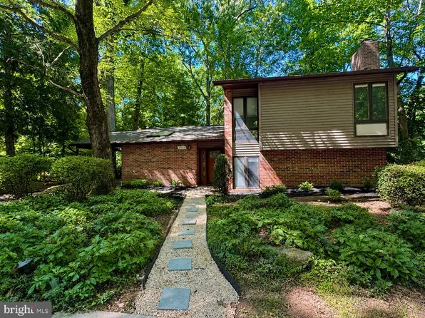 9488 Good Lion Rd, Columbia, MD 21045