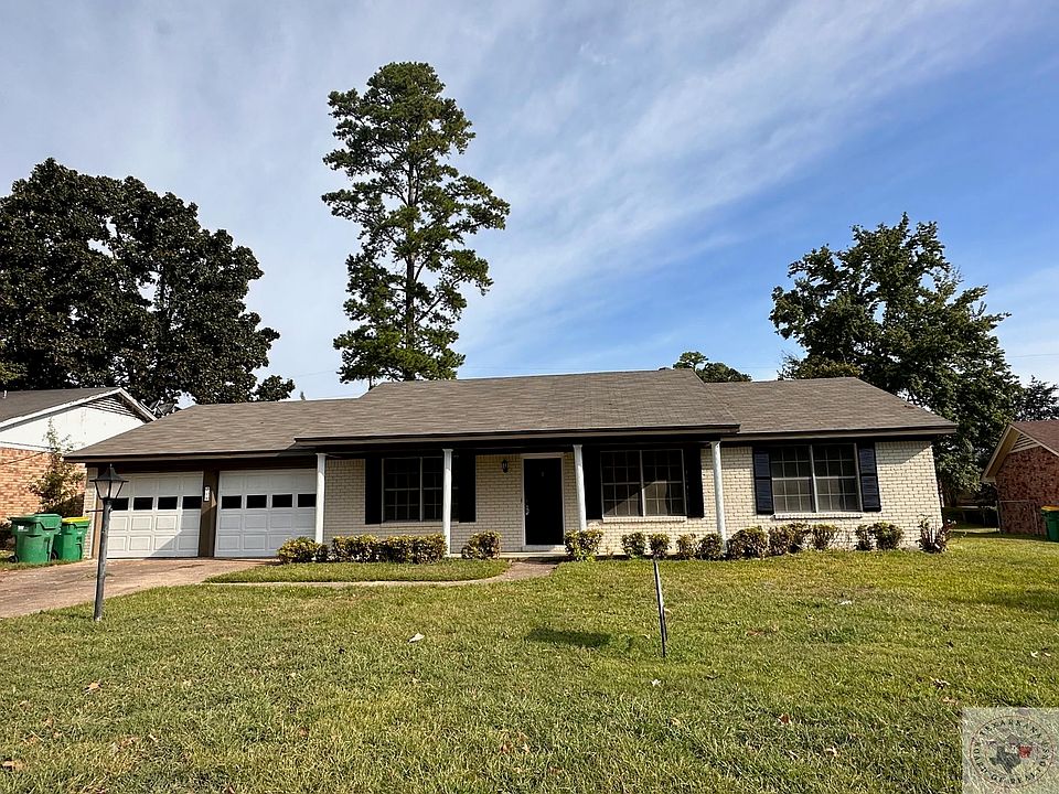 1st image of 216 Melrose Dr