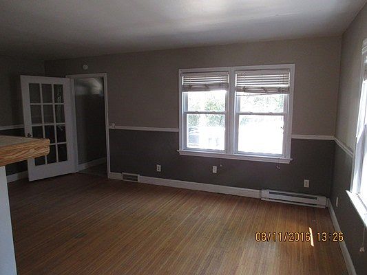 4th image of 75 Maplewood Ave